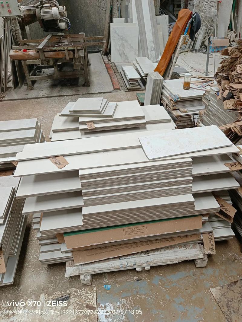 張家港楊楊建材金樽陶瓷工廠直營倉庫.#熱門話題 在這競爭激烈